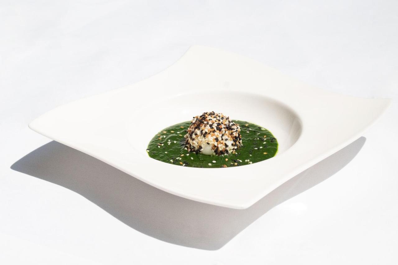 Logis Hotel & Restaurant Du Sauvage La Ferté-Gaucher Kültér fotó